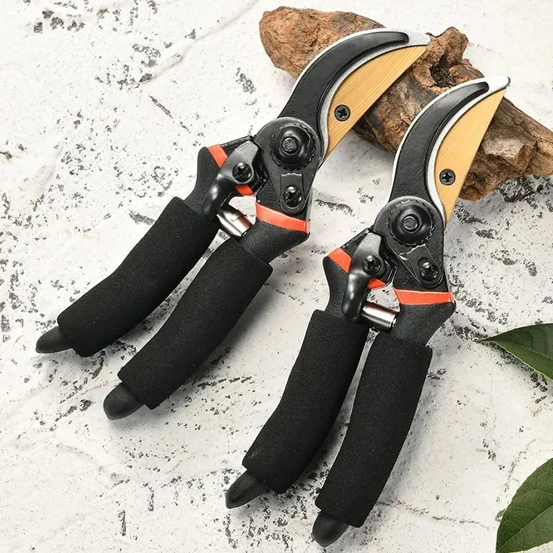 Sharp Hand Pruners